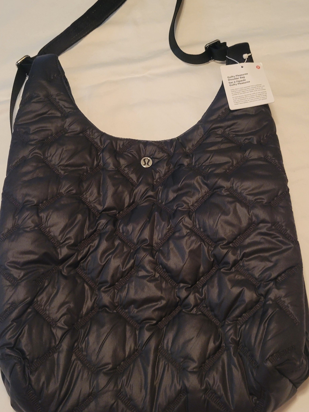 NWT Lululemon athletica Quilted Shoulder Bag in Black